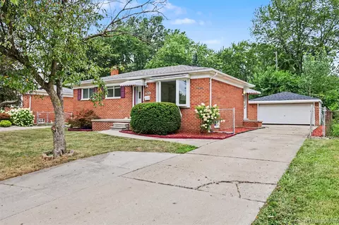 30026 Bock St, Garden City, MI 48135