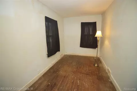 Bedroom - 7150 Sheldon Rd, Van Buren, MI 48111 photo 1 of 2