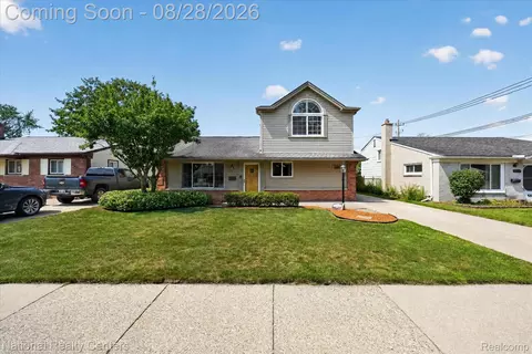 8347 Donna St, Westland, MI 48185