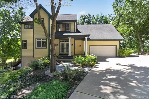 15771 Cavanaugh Lake Rd, Sylvan, MI 48118