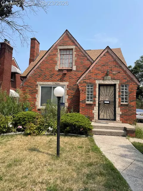 18300 Robson St, Detroit, MI 48235