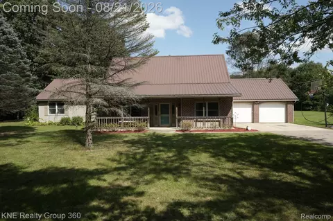 9647 Bellevue Rd, Pennfield, MI 49014