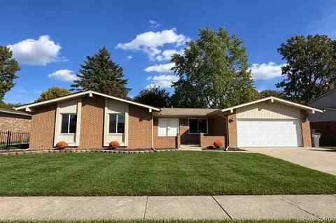 39232 Donahue Dr, Clinton Township, MI 48038
