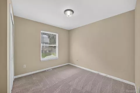 Bedroom - 611 Conant Ave, Monroe, MI 48161 photo 2 of 6