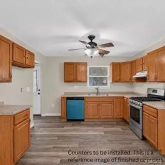 Entry Way - 611 Conant Ave, Monroe, MI 48161 photo 1 of 2
