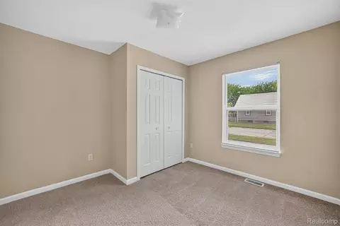 Bedroom - 611 Conant Ave, Monroe, MI 48161 photo 1 of 6