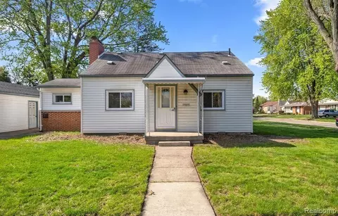 6644 N Vernon St, Dearborn Heights, MI 48127