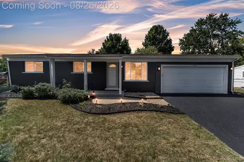 1428 Foreland Dr, Oxford, MI 48371