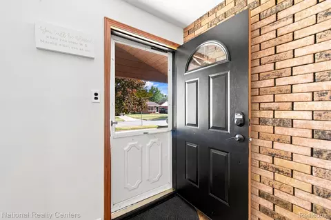 Entry Way - 38030 Westvale St, Romulus, MI 48174 photo 1 of 2