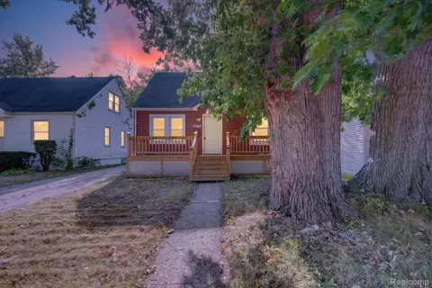 8219 Vaughan St, Detroit, MI 48228