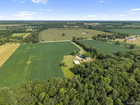 View/Area - 76565 Mcfadden Rd, Armada, MI 48005 photo 9 of 13