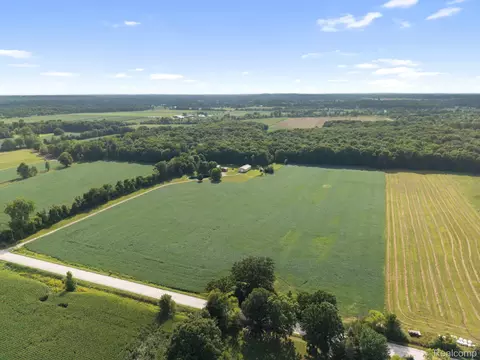 View/Area - 76565 Mcfadden Rd, Armada, MI 48005 photo 7 of 13