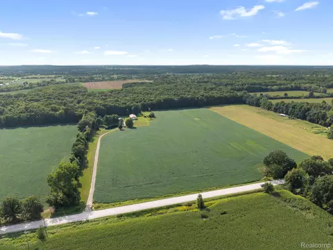 View/Area - 76565 Mcfadden Rd, Armada, MI 48005 photo 11 of 13