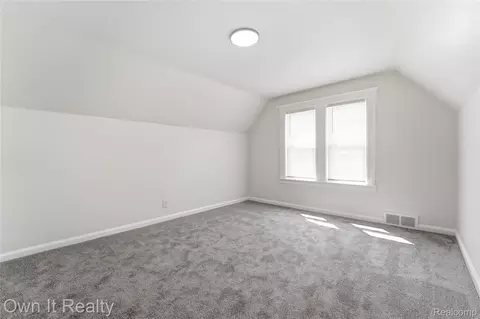 Bedroom - 168 Kerby Rd, Grosse Pointe Farms, MI 48236 photo 1 of 6