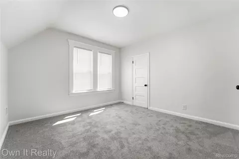 Bedroom - 168 Kerby Rd, Grosse Pointe Farms, MI 48236 photo 3 of 6