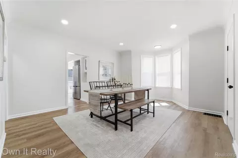 Dining - 168 Kerby Rd, Grosse Pointe Farms, MI 48236 photo 1 of 3