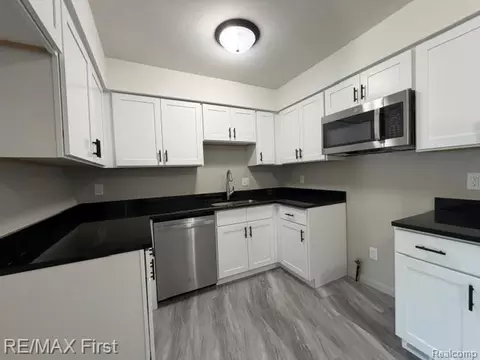 Kitchen - 4225 Grace Ave, Wayne, MI 48184 photo 1 of 2
