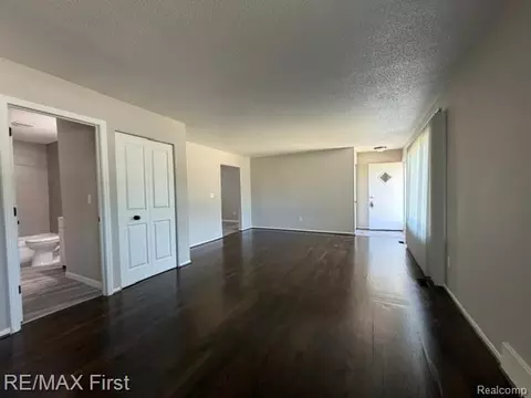 Living - 4225 Grace Ave, Wayne, MI 48184 photo 2 of 2