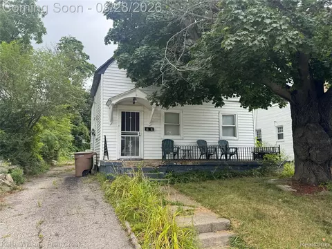 93 S Anderson Ave, Pontiac, MI 48342