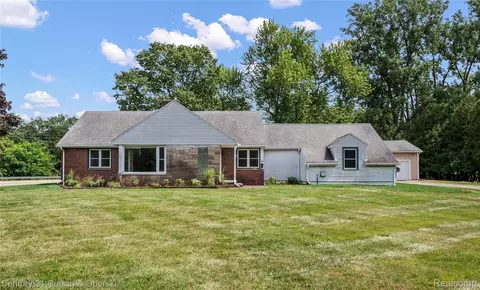 901 City Rd, Manchester, MI 48158