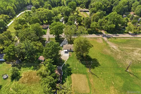 View/Area - 4655 Denton Rd, Canton, MI 48188 photo 4 of 7