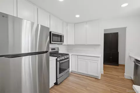 Kitchen - 4655 Denton Rd, Canton, MI 48188 photo 2 of 4