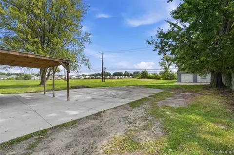 Exterior - 4655 Denton Rd, Canton, MI 48188 photo 5 of 13