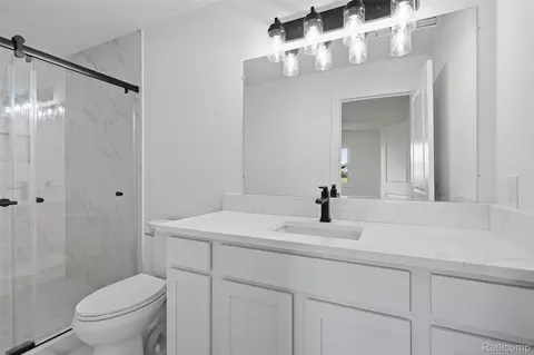 Bath - 4655 Denton Rd, Canton, MI 48188 photo 4 of 5