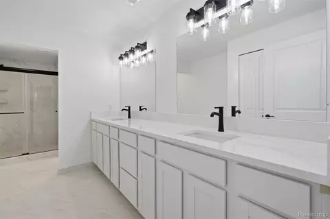 Bath - 4655 Denton Rd, Canton, MI 48188 photo 1 of 5