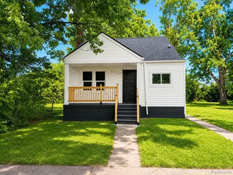 14550 Greenlawn St, Detroit, MI 48238