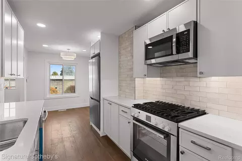 Kitchen - 28448 Universal, Warren, MI 48092 photo 2 of 2