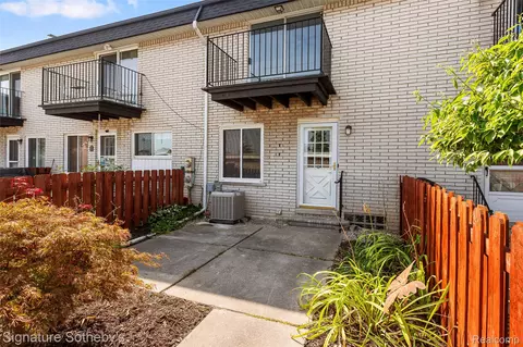 Exterior - 28448 Universal, Warren, MI 48092 photo 1 of 3