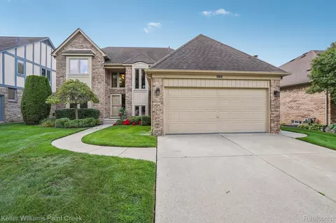 Exterior - 15792 Constitution Dr, Macomb, MI 48044 photo 2 of 7