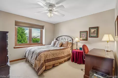 Bedroom - 15792 Constitution Dr, Macomb, MI 48044 photo 5 of 6