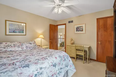 Bedroom - 15792 Constitution Dr, Macomb, MI 48044 photo 4 of 6