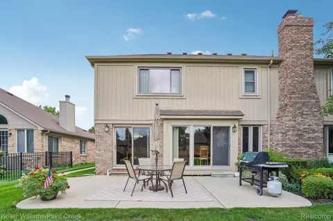Exterior - 15792 Constitution Dr, Macomb, MI 48044 photo 5 of 7
