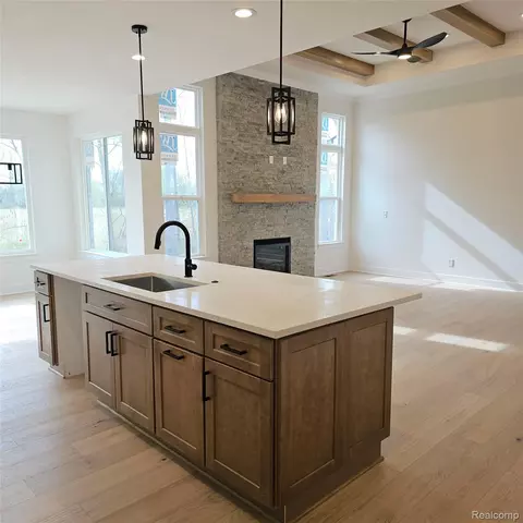 Kitchen - 50691 Timberstone, Macomb, MI 48042 photo 4 of 5
