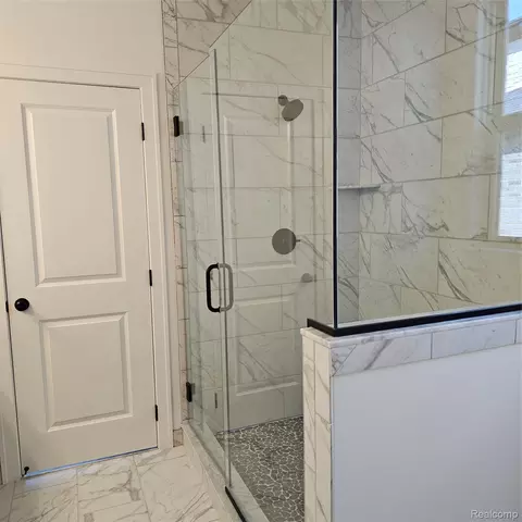 Bath - 50691 Timberstone, Macomb, MI 48042 photo 2 of 8