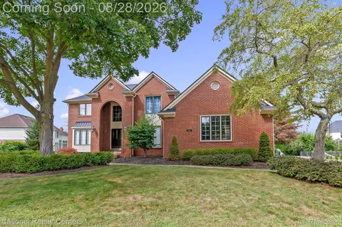 54239 Talon Ct, Shelby Township, MI 48315