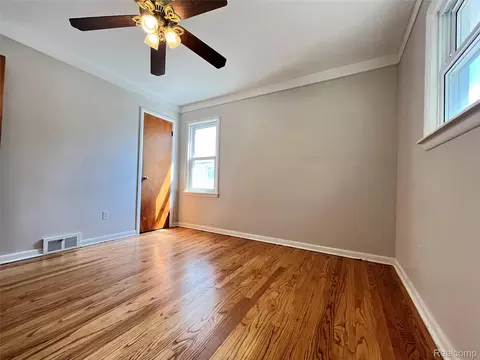 Bedroom - 231 Walper Ave, Clawson, MI 48017 photo 3 of 5