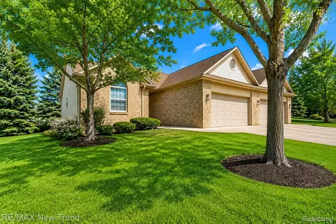 2191 Pleasant Dr, Commerce, MI 48390