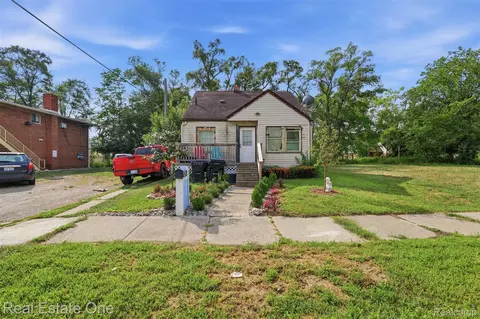 14320 Maiden St, Detroit, MI 48213