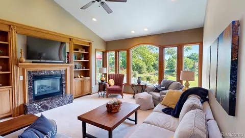 Living - 3616 Wedgewood Dr, Elba, MI 48446 photo 2 of 2