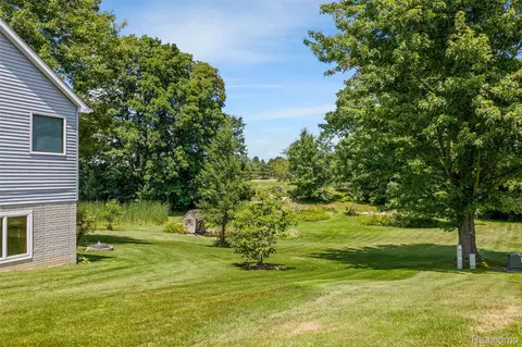 Exterior - 3616 Wedgewood Dr, Elba, MI 48446 photo 3 of 21