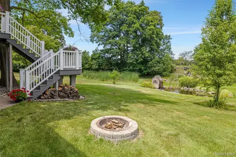 Exterior - 3616 Wedgewood Dr, Elba, MI 48446 photo 16 of 21