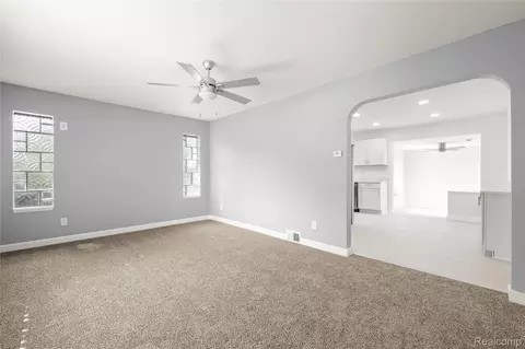 Living - 22405 Piper Ave, Eastpointe, MI 48021 photo 3 of 3