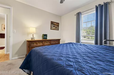 Bedroom - 8150 Boulder Dr, Davison, MI 48423 photo 6 of 7