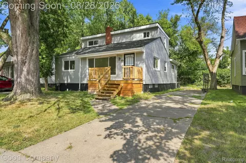 17228 Chapel St, Detroit, MI 48219