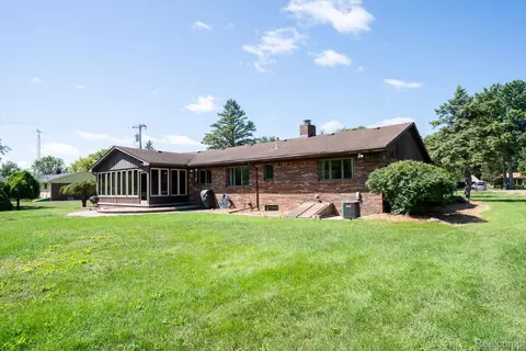 Exterior - 12900 Maxwell Rd, Carleton, MI 48117 photo 6 of 13