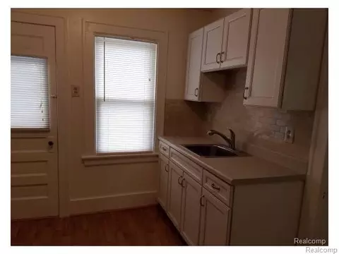 Kitchen - 617 E Bennett Ave, Ferndale, MI 48220 photo 3 of 3
